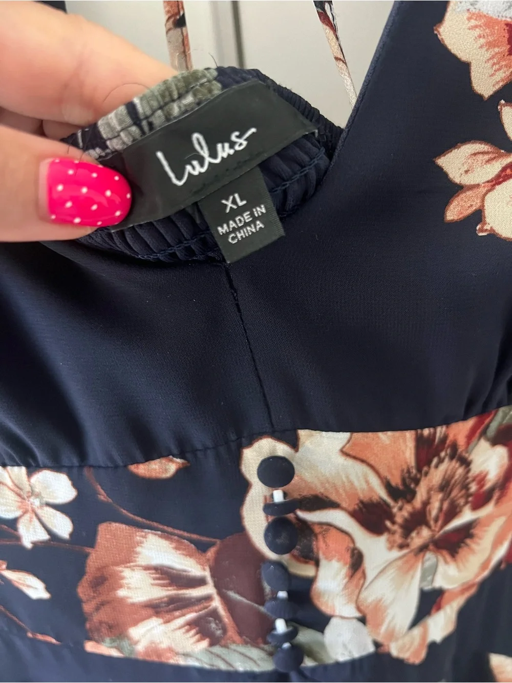 Lulu’s Navy Floral Tiered Maxi Dress with Flutter Sleeves XL - Picture 5 of 8